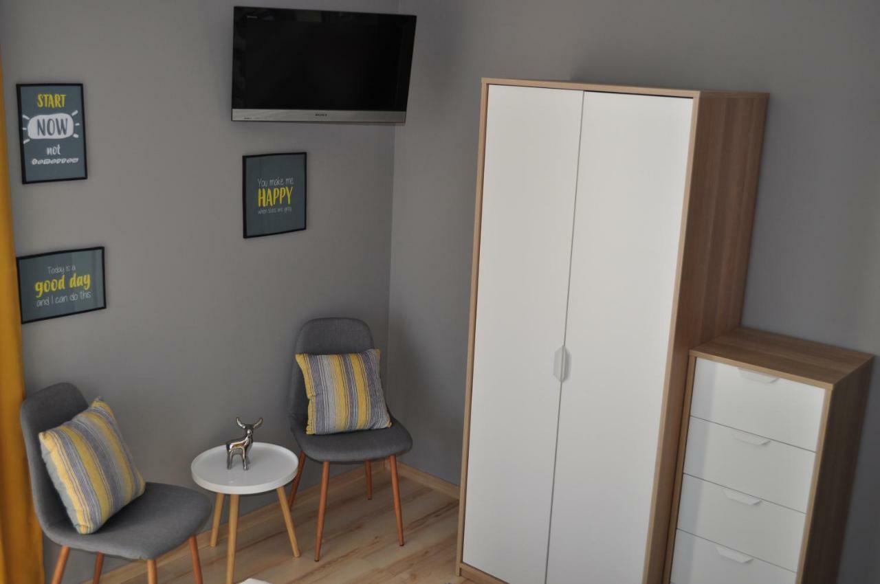 Sleep & Fly Apartment Otopeni Ngoại thất bức ảnh